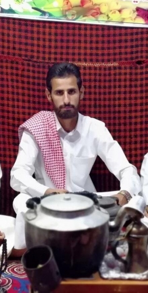اعتقال المواطن كاسب سوداني في شهر يونيو بعد مداهمة بيته في قرية ابوحميظة