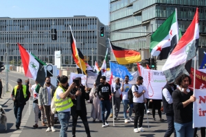 برلين:كلمة الأحوازيون في مظاهرة ذكرى الرابع و التسعين على الاحتلال الايراني للأحواز
